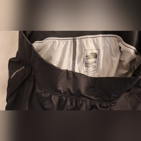 Northface Flashdry Women's Short Sm - Picture 7 of 7
